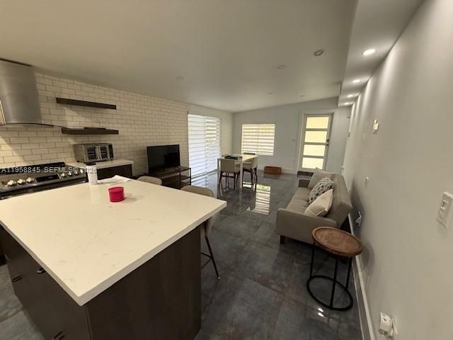 3008 NW 13th St, Miami, FL 33125 Photo