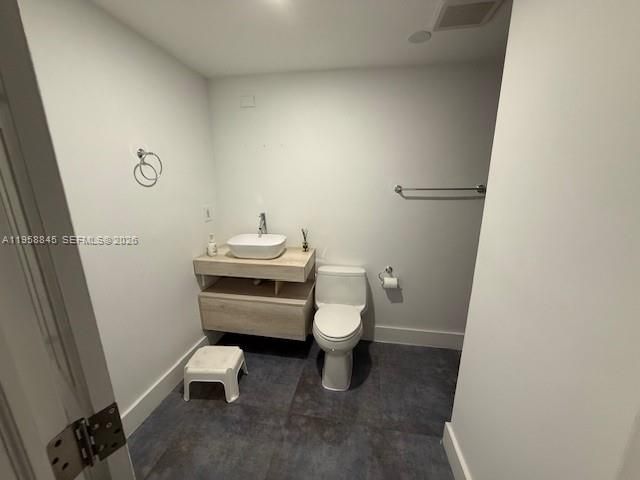 3008 NW 13th St, Miami, FL 33125 Photo