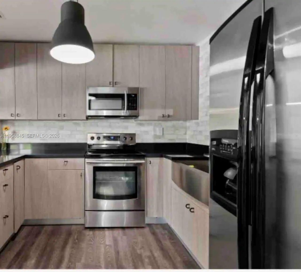 3008 NW 13th St, Miami, FL 33125 Photo
