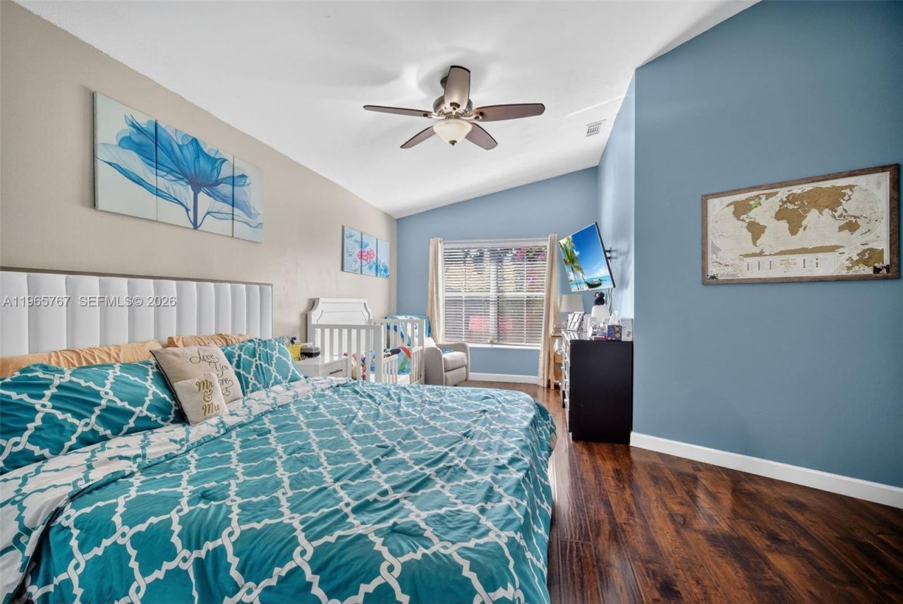 19238 NW 19th St, Pembroke Pines, FL 33029 Photo