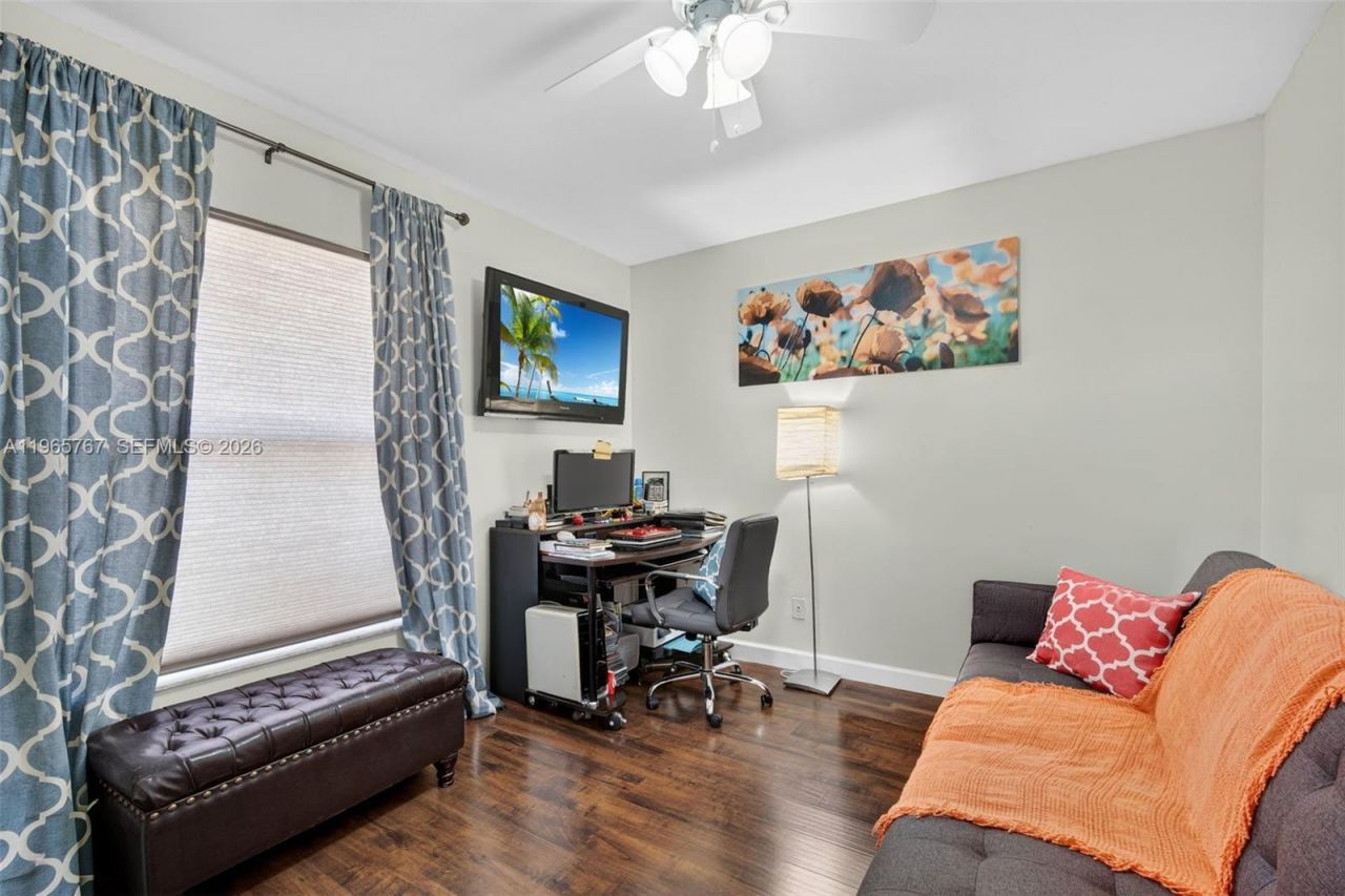 19238 NW 19th St, Pembroke Pines, FL 33029 Photo