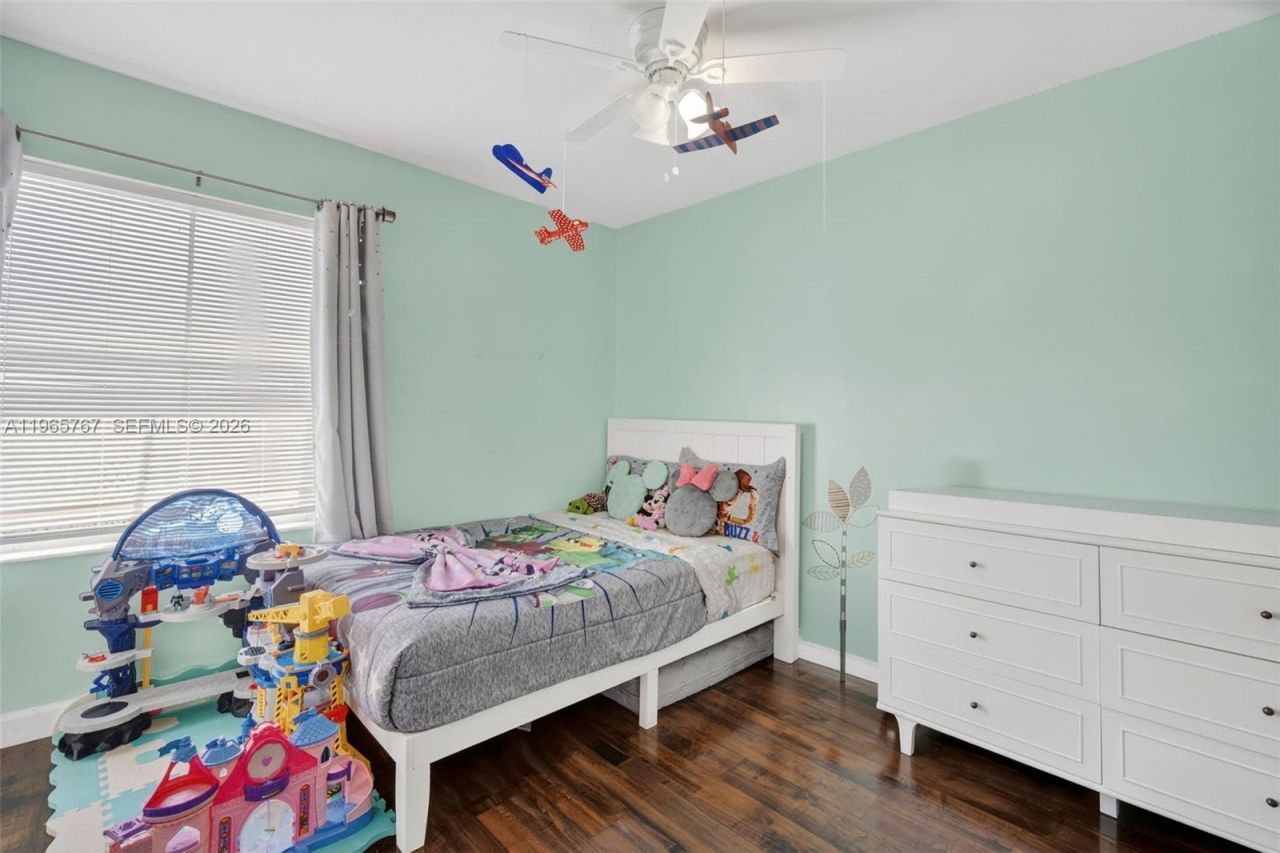 19238 NW 19th St, Pembroke Pines, FL 33029 Photo