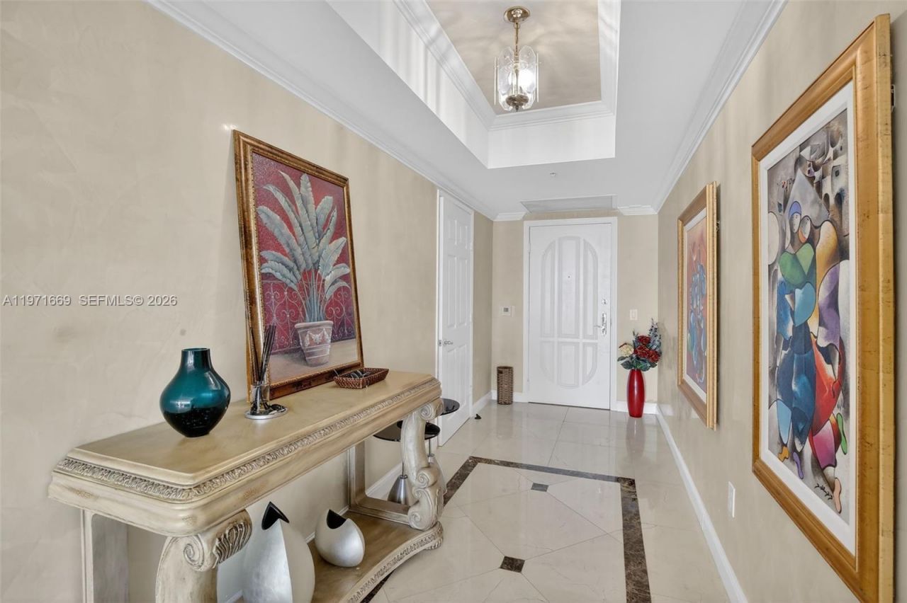 3370 Hidden Bay Dr, Unit 613, Aventura, FL 33180 Photo