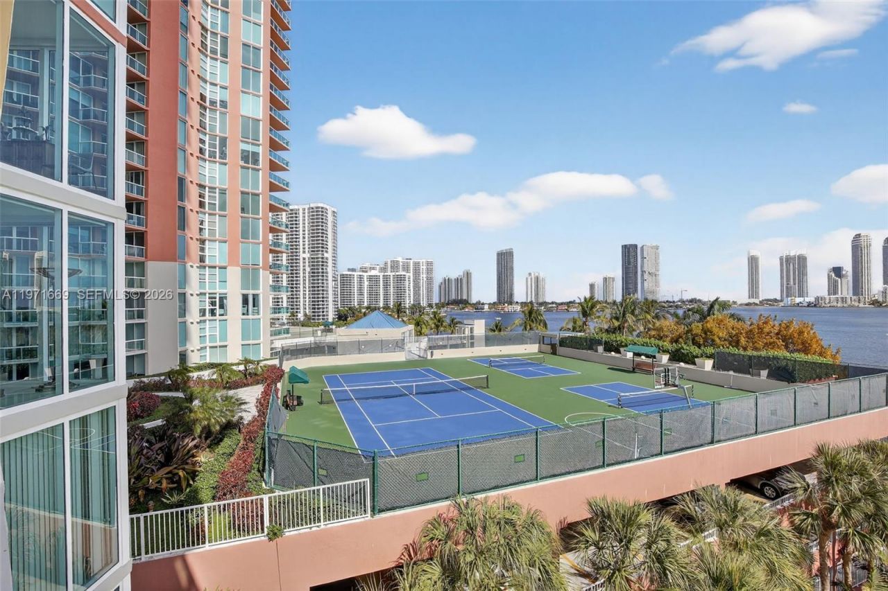 3370 Hidden Bay Dr, Unit 613, Aventura, FL 33180 Photo