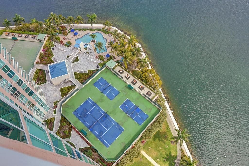 3370 Hidden Bay Dr, Unit 613, Aventura, FL 33180 Photo