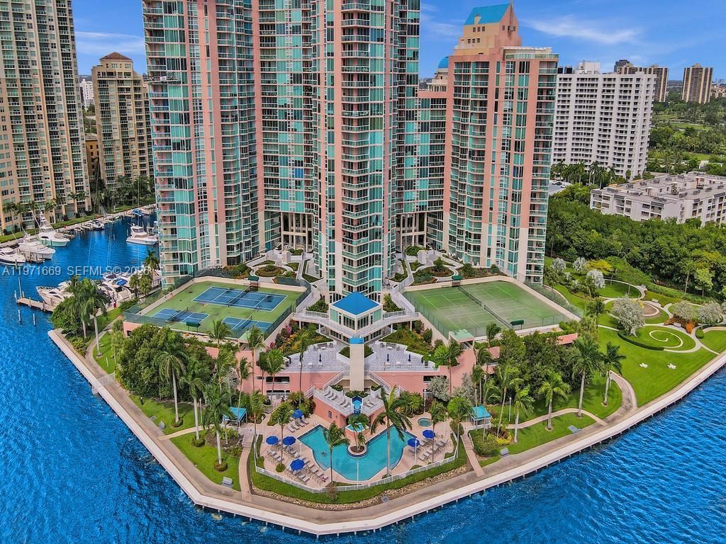 3370 Hidden Bay Dr, Unit 613, Aventura, FL 33180 Photo