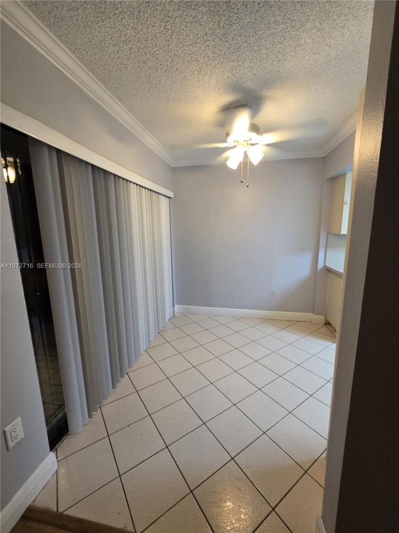 1300 SW 122nd Ave, Unit 305-2, Miami, FL 33184 Photo