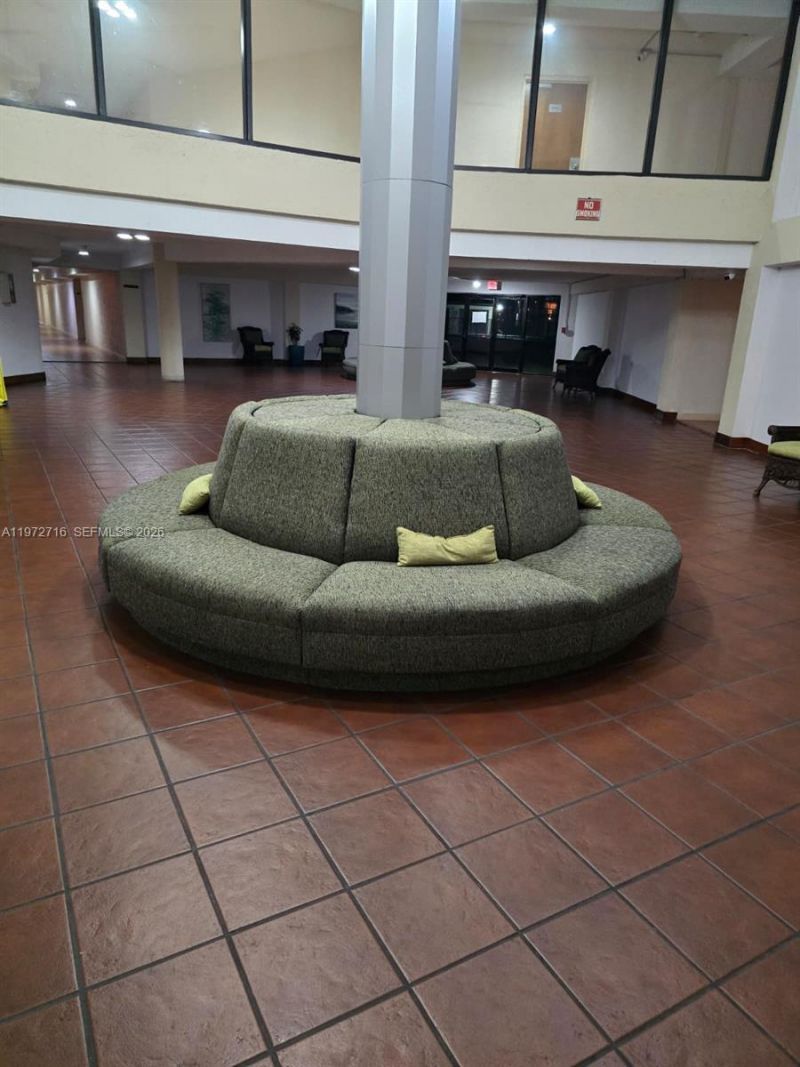 1300 SW 122nd Ave, Unit 305-2, Miami, FL 33184 Photo