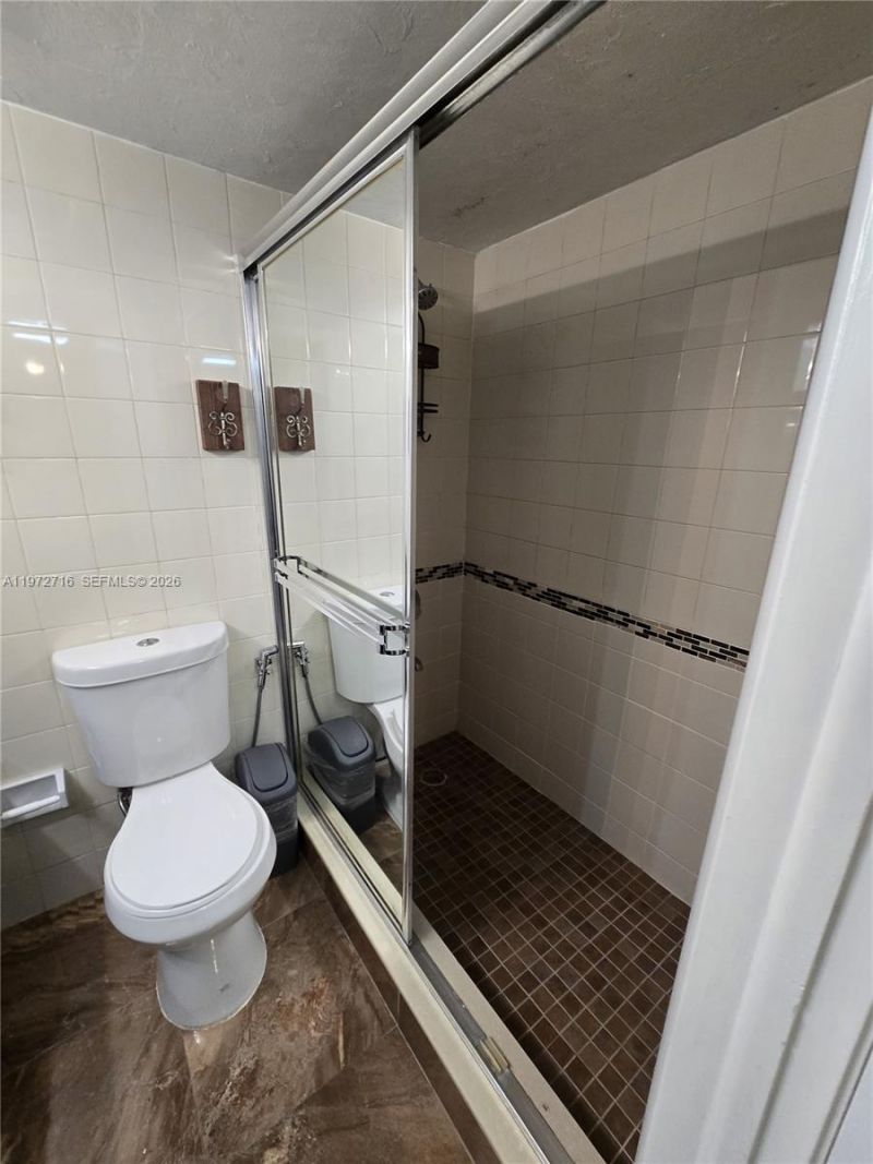 1300 SW 122nd Ave, Unit 305-2, Miami, FL 33184 Photo