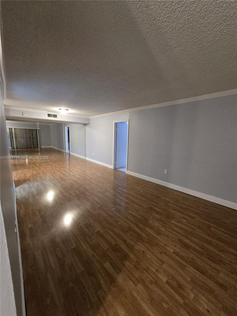 1300 SW 122nd Ave, Unit 305-2, Miami, FL 33184 Photo