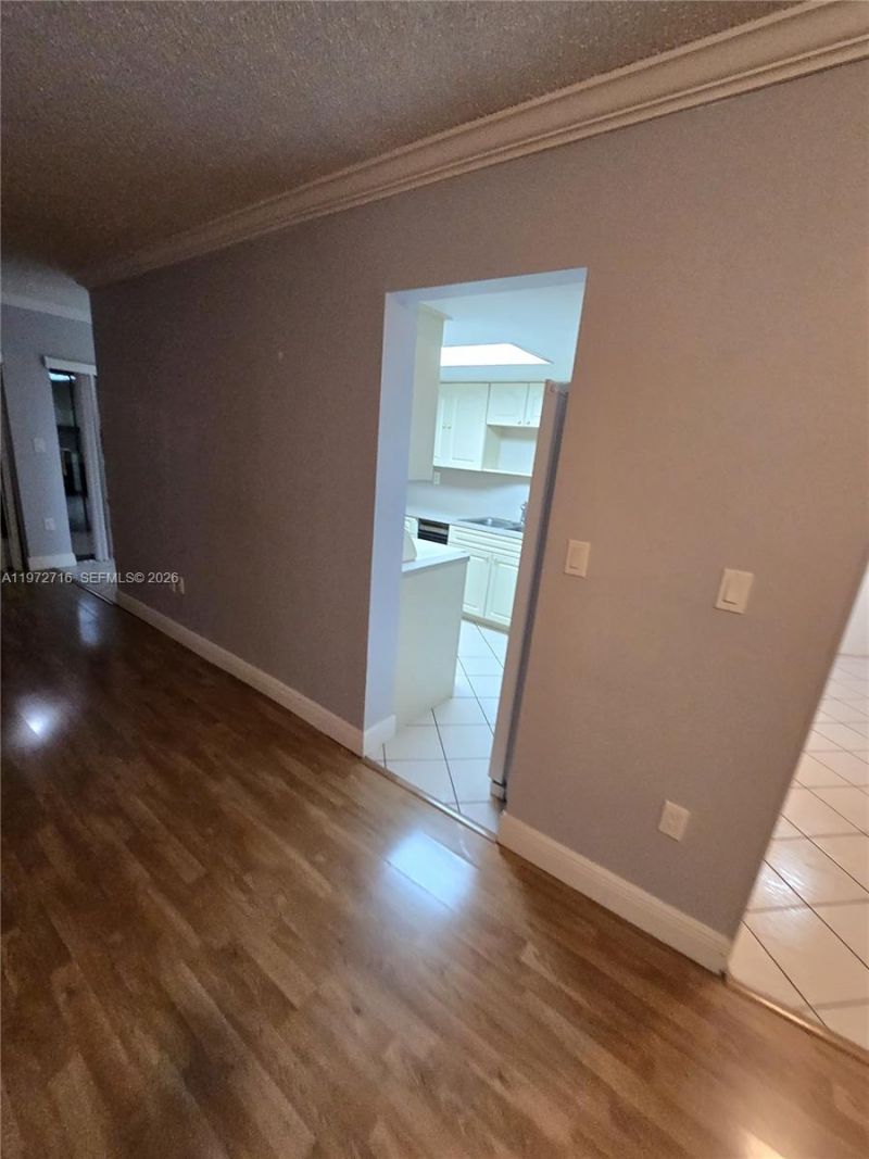 1300 SW 122nd Ave, Unit 305-2, Miami, FL 33184 Photo