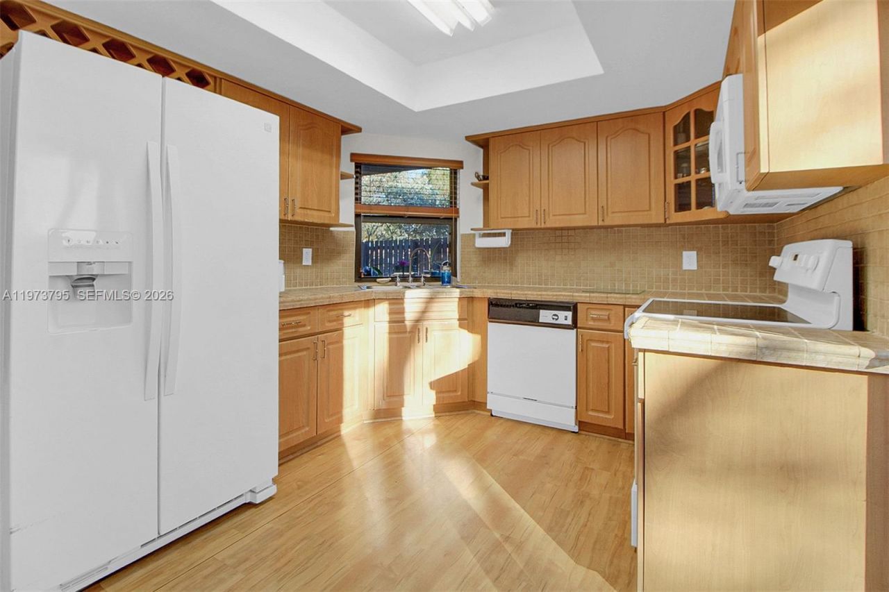 15270 SW 45th Ter, Unit F-61, Miami, FL 33185 Photo