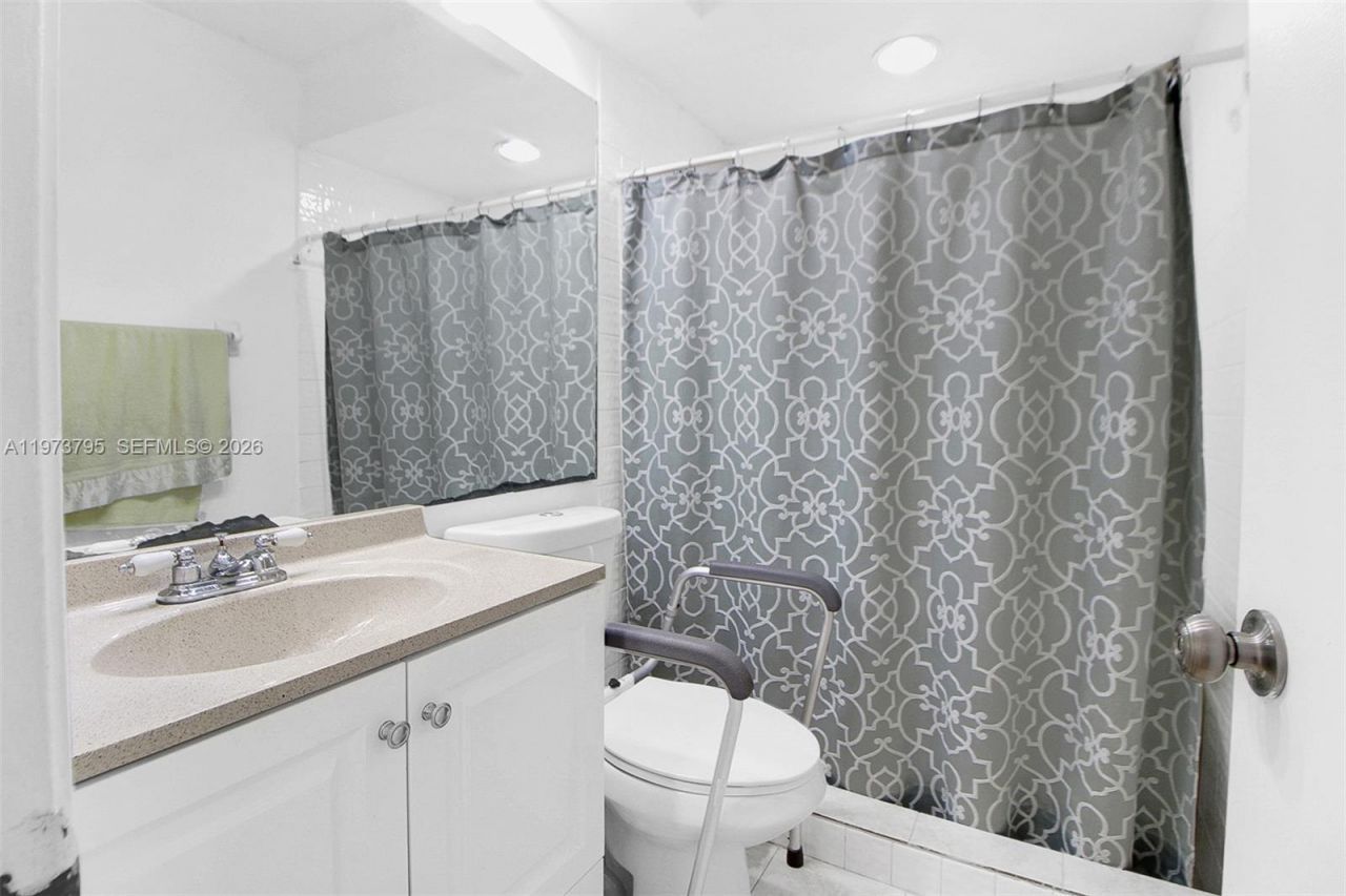 15270 SW 45th Ter, Unit F-61, Miami, FL 33185 Photo