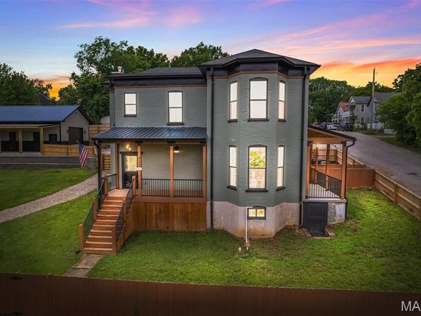 422 N 2nd Street, De Soto, MO 63020