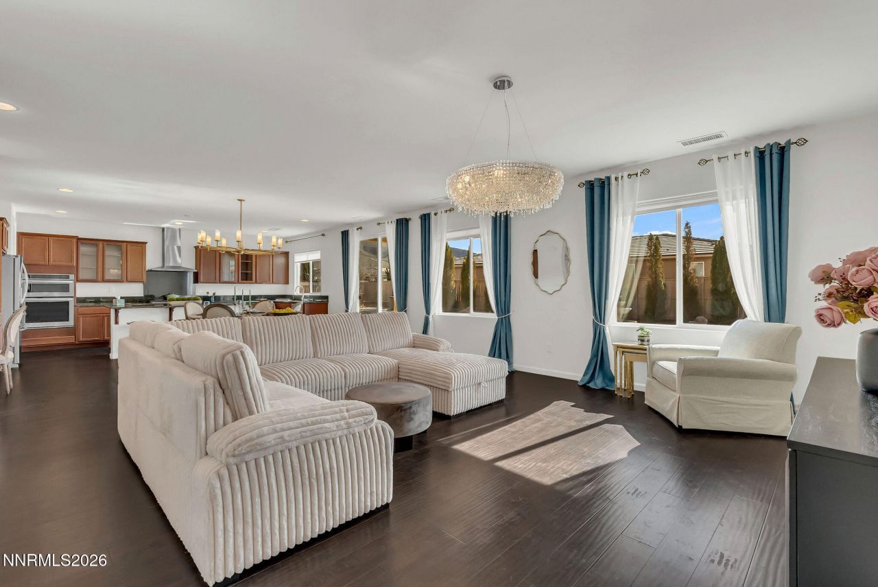 2730 Foxhunter Lane, Reno, NV 89521 Photo