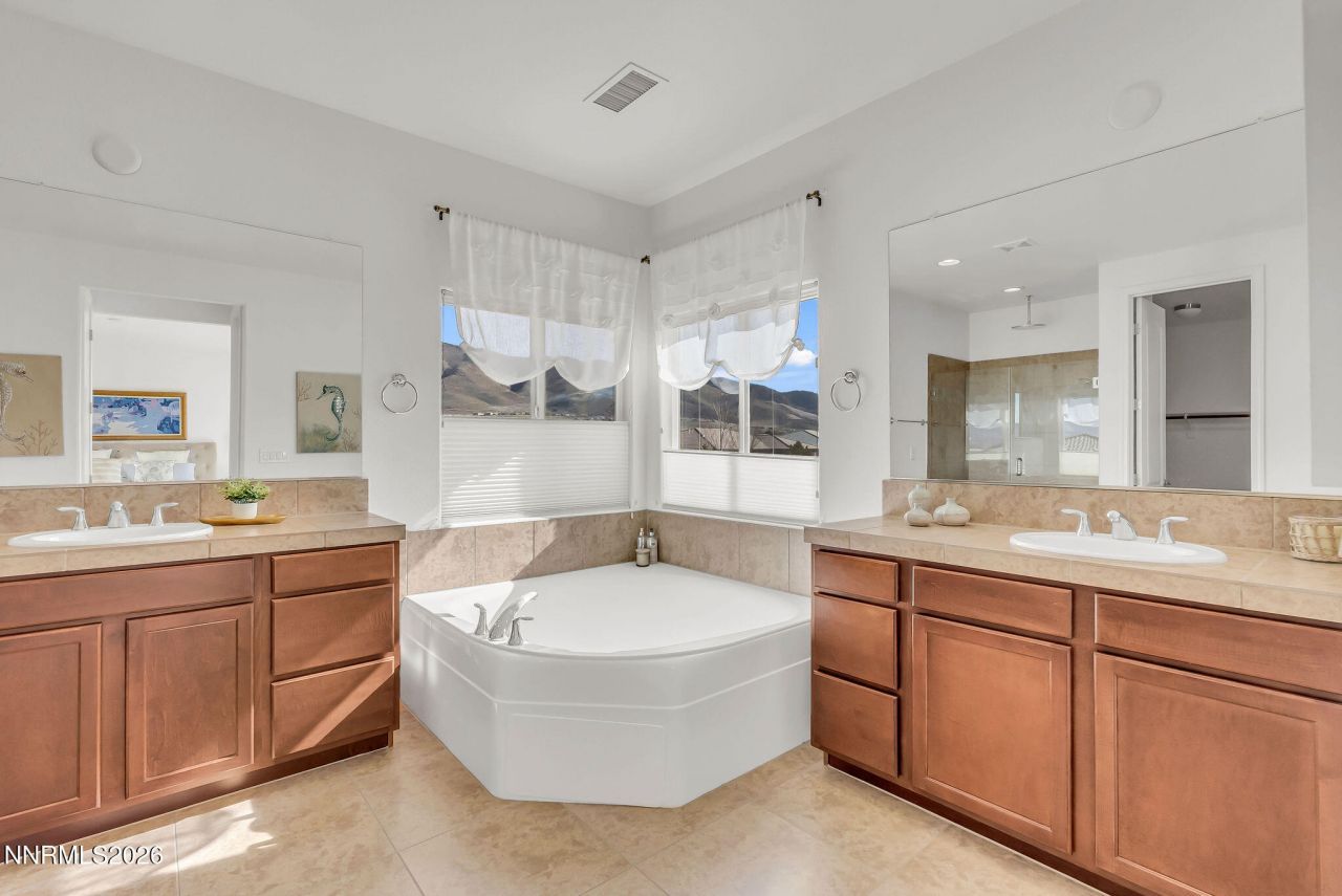 2730 Foxhunter Lane, Reno, NV 89521 Photo