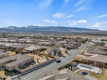 2730 Foxhunter Lane, Reno, NV 89521 Photo