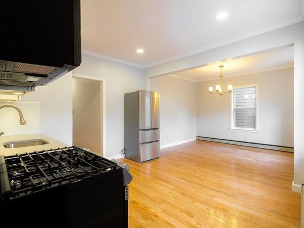 320 Hurley St, Unit 1, Cambridge, MA 02141