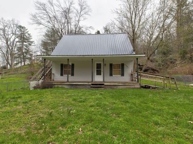 2767 Grahn Road, Olive Hill, KY 41164