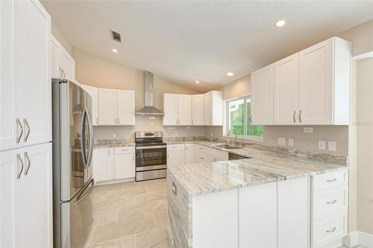 1679 Valley Drive, Venice, FL 34292 Photo