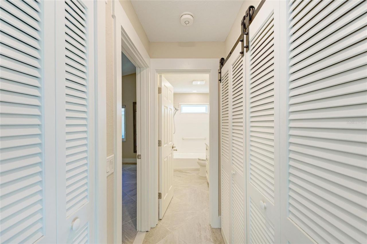 1679 Valley Drive, Venice, FL 34292 Photo