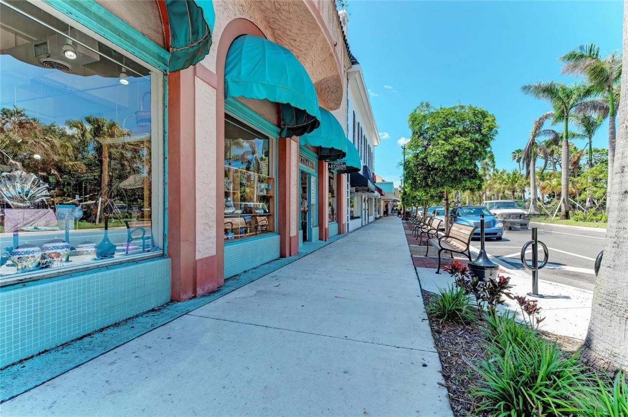 1679 Valley Drive, Venice, FL 34292 Photo