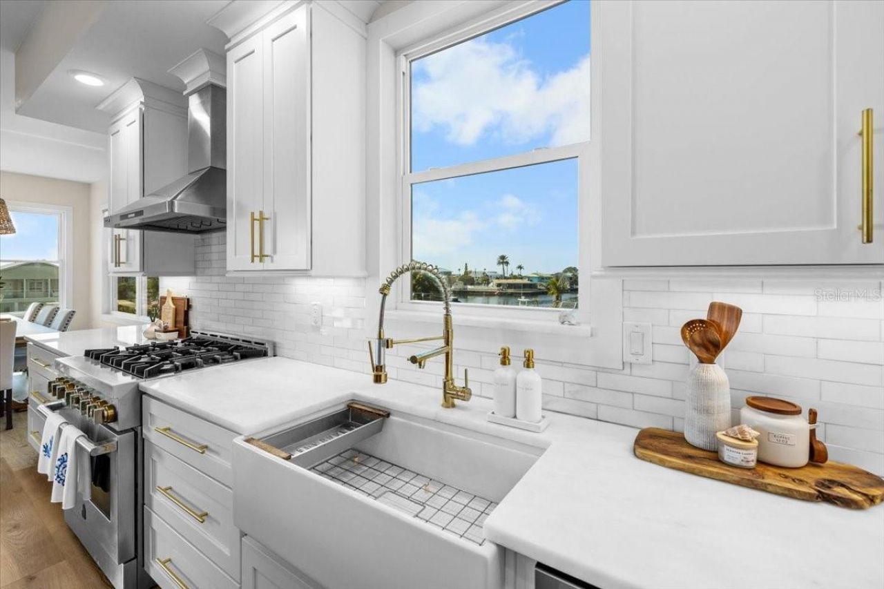 3344 Gulfview Drive, Hernando Beach, FL 34607 Photo