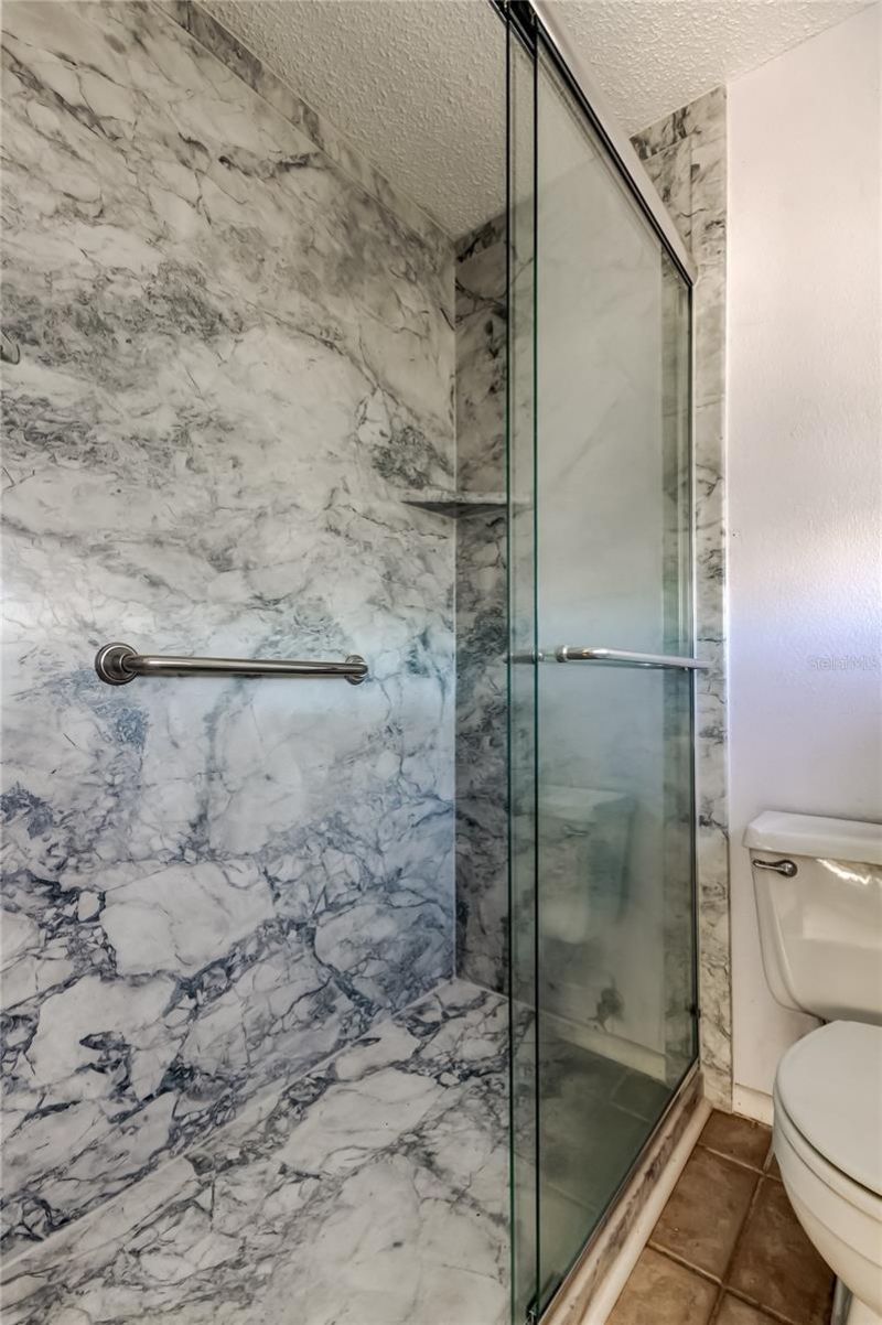 965 Whitman Drive, Sarasota, FL 34243 Photo