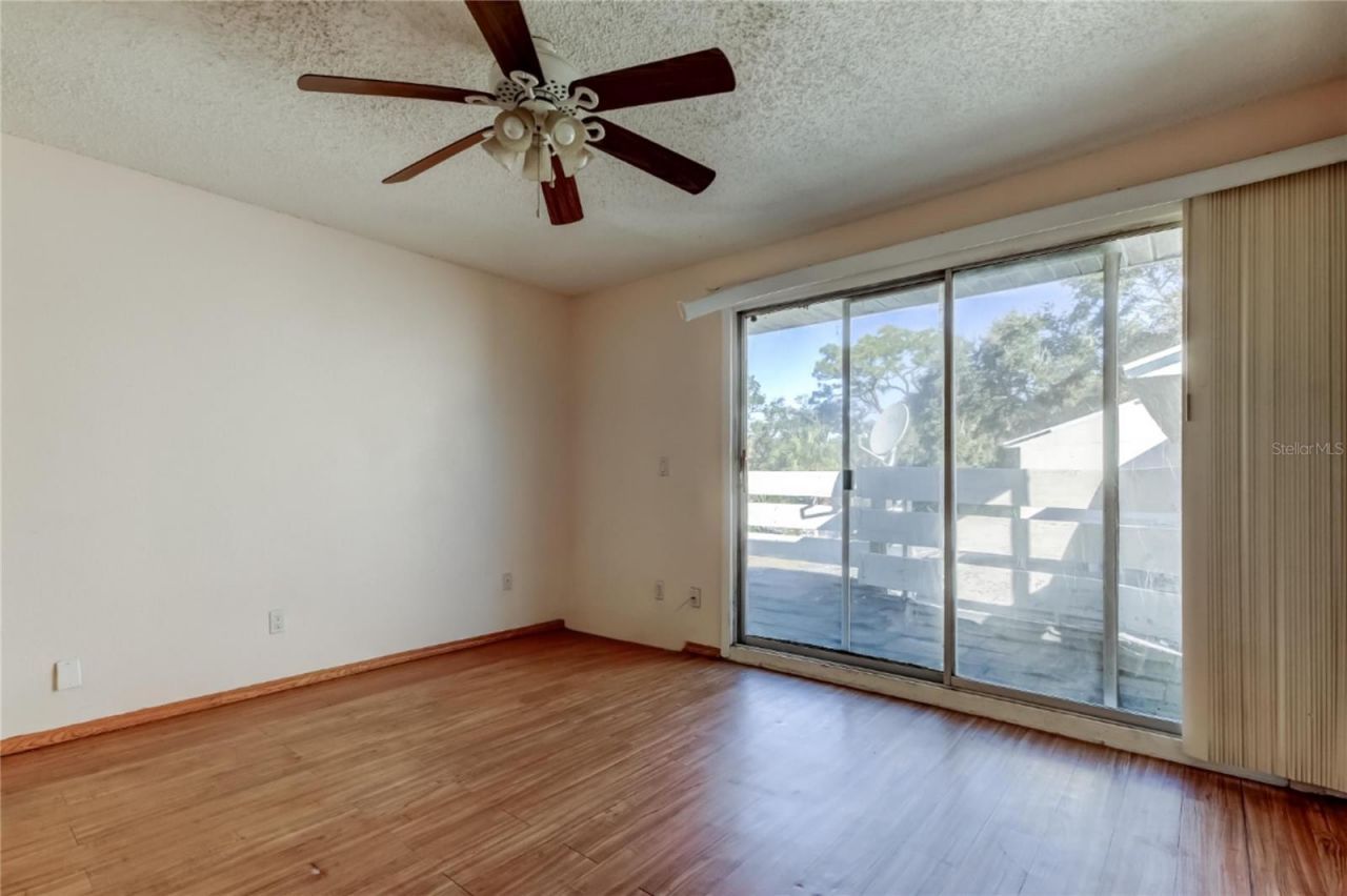 965 Whitman Drive, Sarasota, FL 34243 Photo