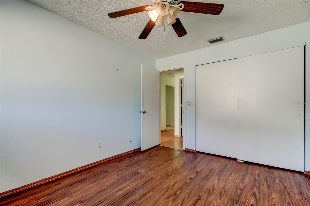 965 Whitman Drive, Sarasota, FL 34243 Photo