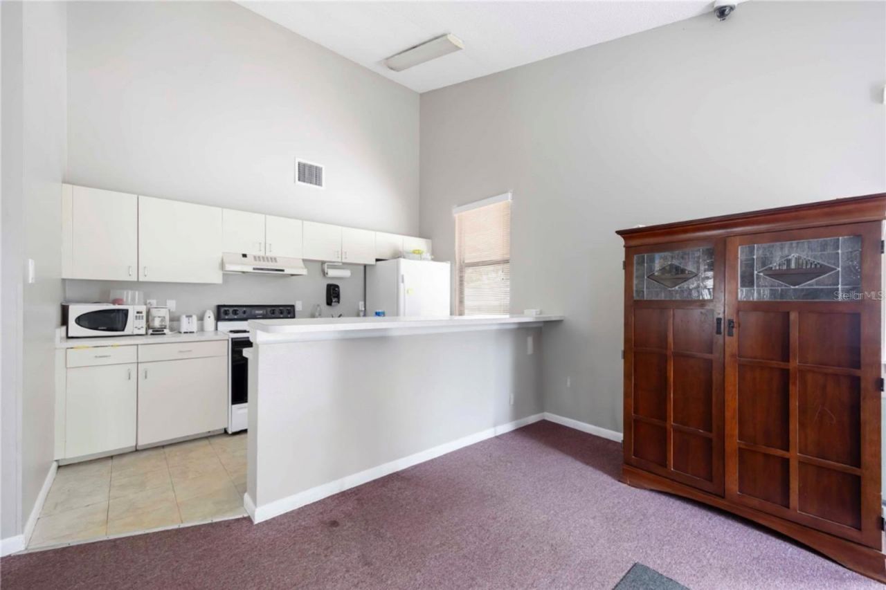 965 Whitman Drive, Sarasota, FL 34243 Photo