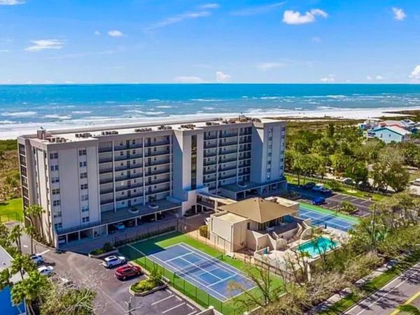 420 BEACH ROAD, Unit 606, SARASOTA, FL 34242