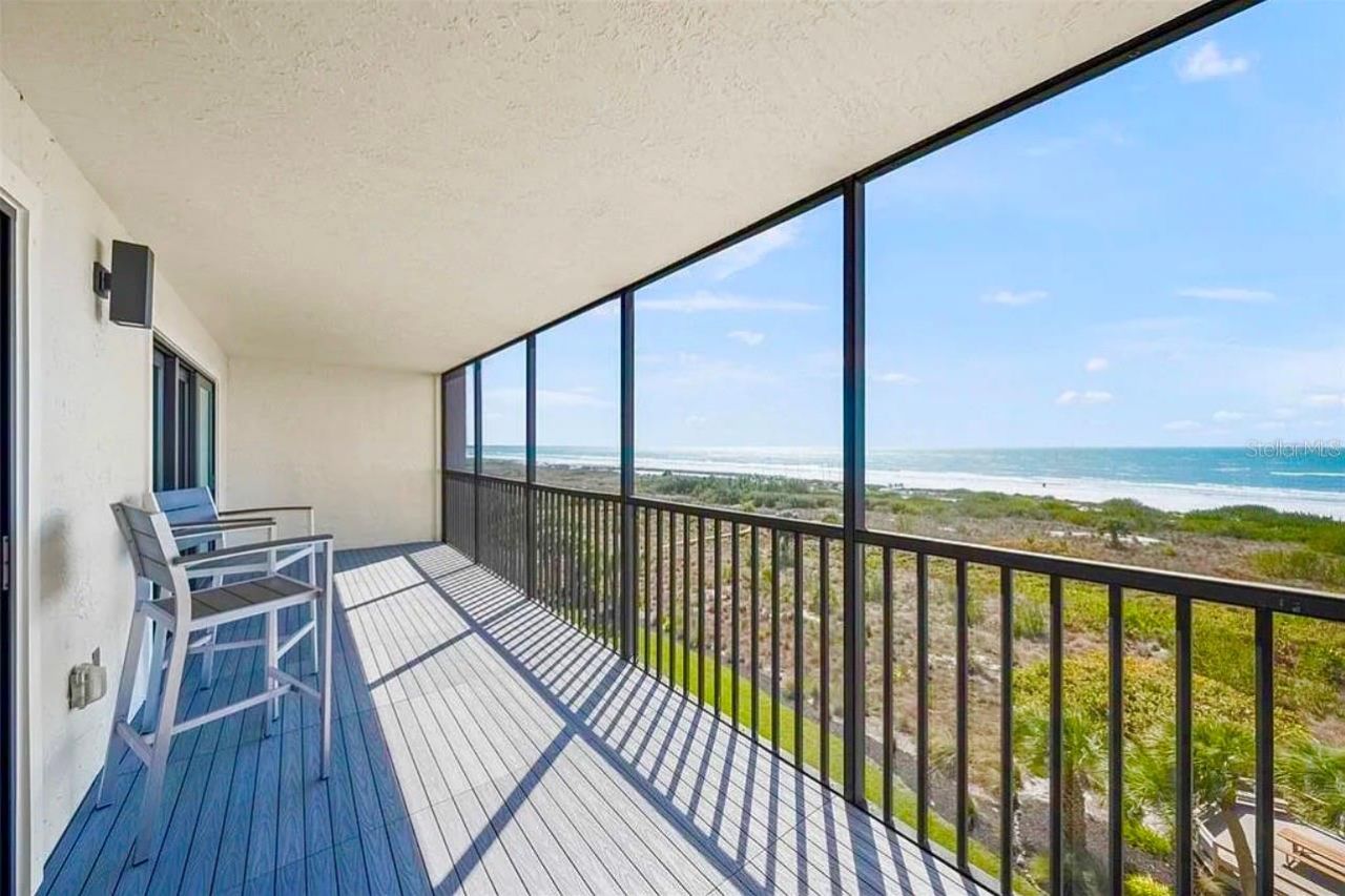 420 Beach Road, Unit 606, Sarasota, FL 34242 Photo