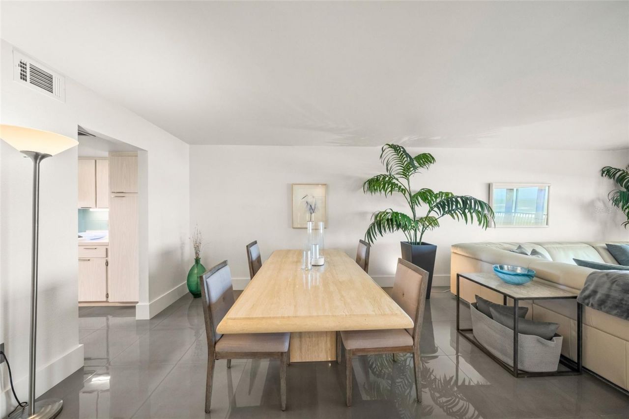 420 Beach Road, Unit 606, Sarasota, FL 34242 Photo