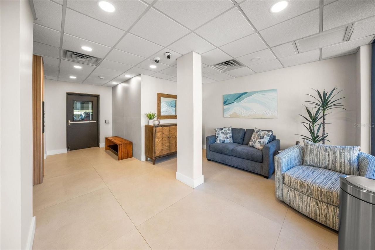 420 Beach Road, Unit 606, Sarasota, FL 34242 Photo