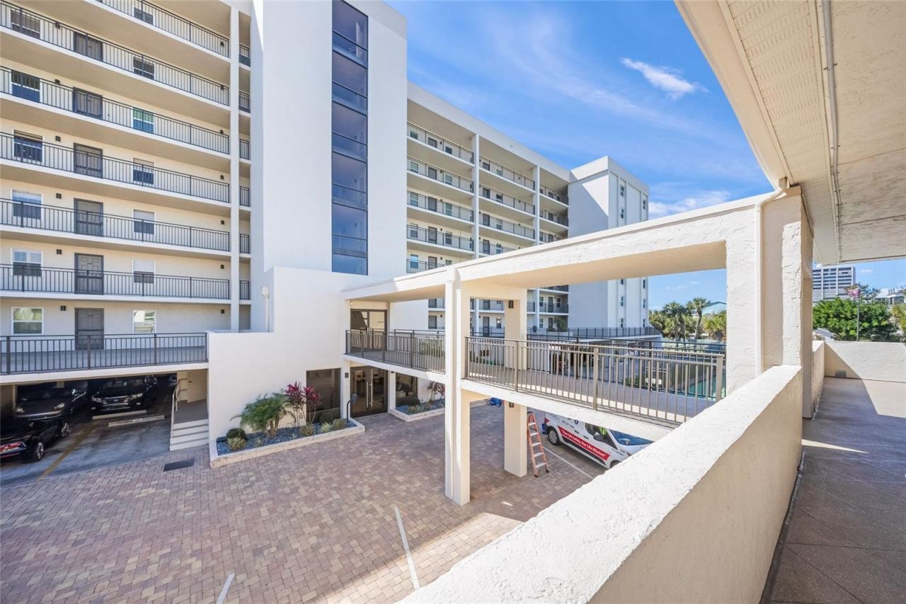420 Beach Road, Unit 606, Sarasota, FL 34242 Photo