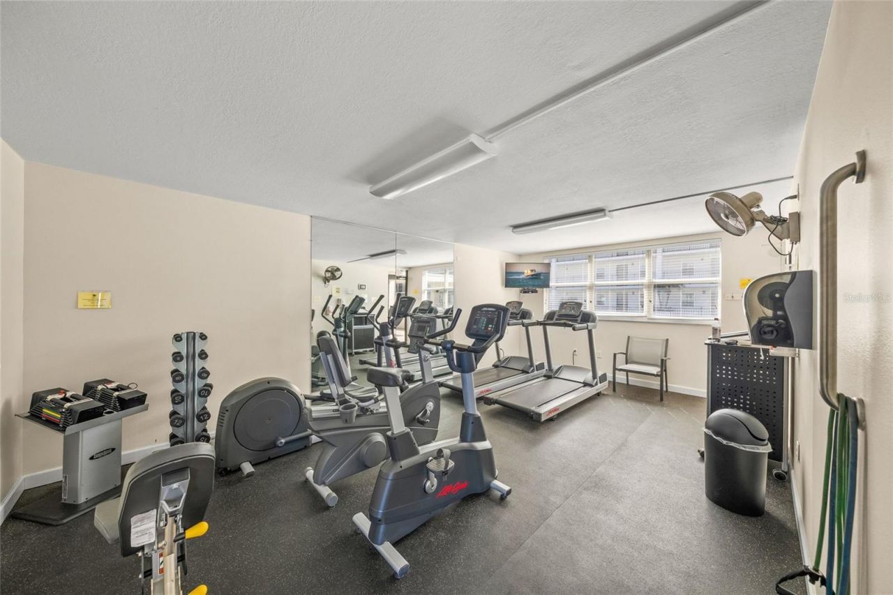 420 Beach Road, Unit 606, Sarasota, FL 34242 Photo