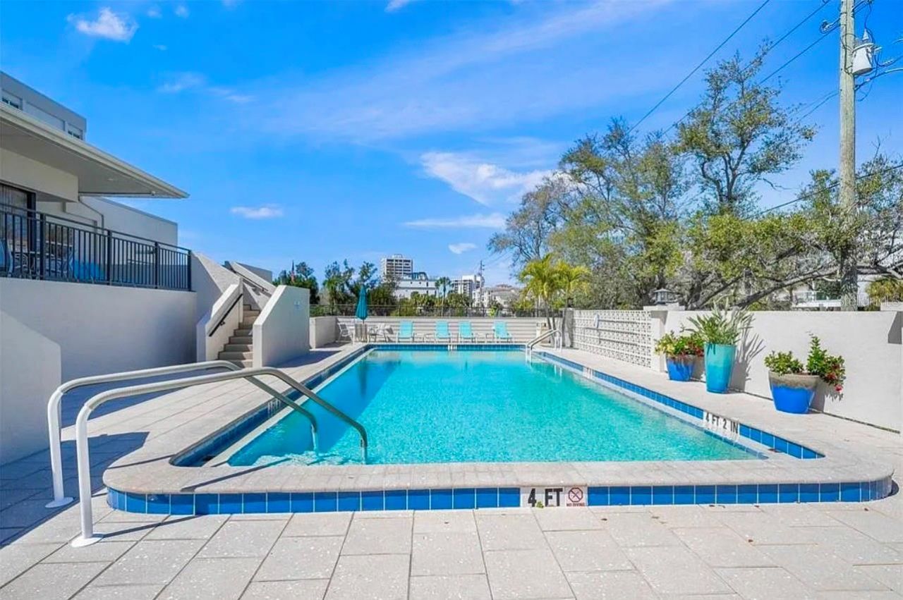 420 Beach Road, Unit 606, Sarasota, FL 34242 Photo