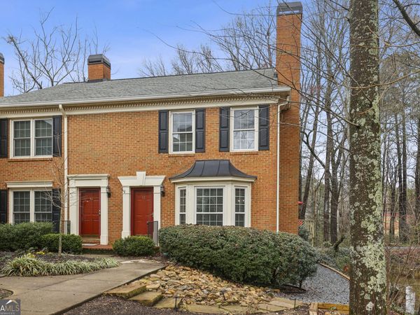 42 Mount Vernon Circle, Atlanta, GA 30338