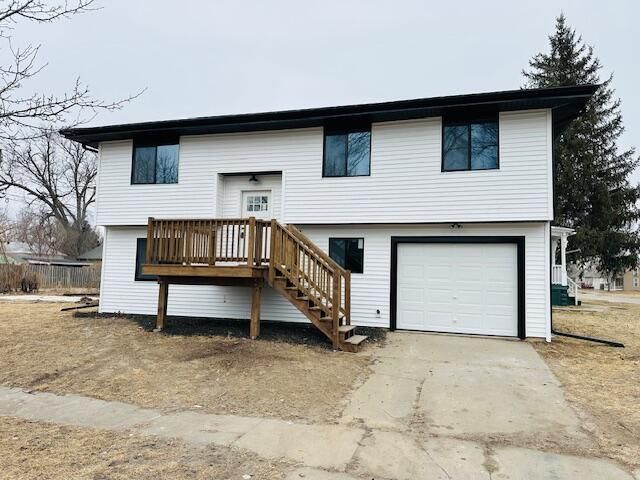 900 18th Avenue, Council Bluffs, IA 51501 Main Photo