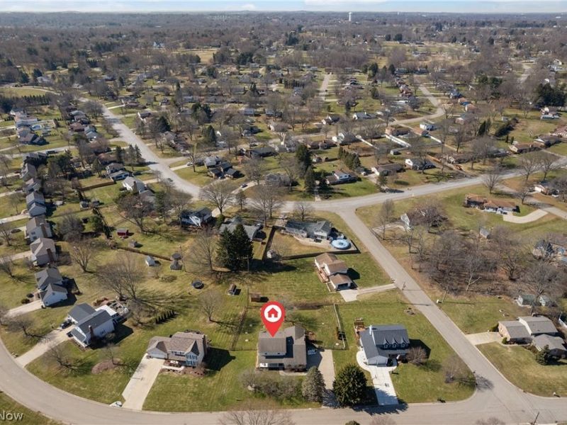 5849 Linder Circle NE, Canton, OH 44721 Photo 11