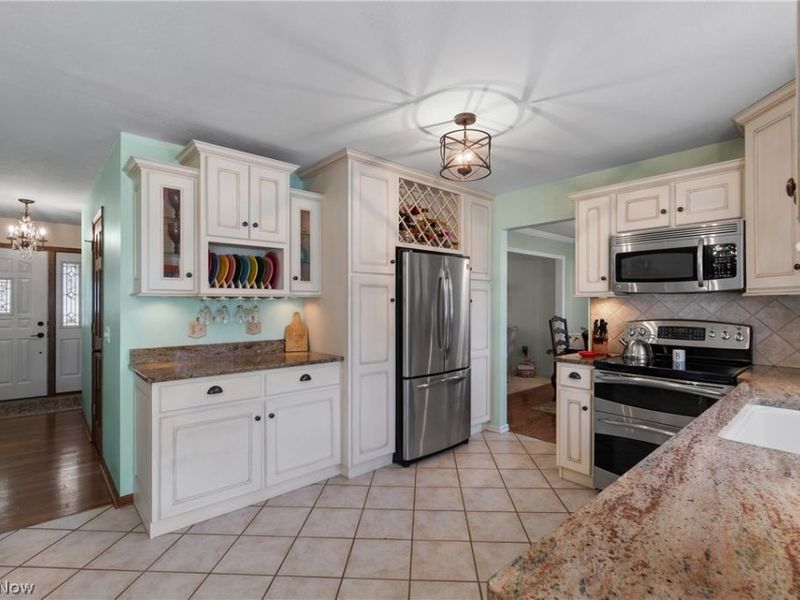 5849 Linder Circle NE, Canton, OH 44721 Photo 19