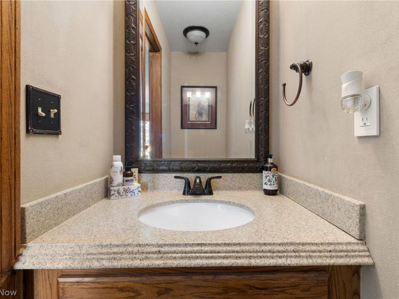 5849 Linder Circle NE, Canton, OH 44721 Photo 27