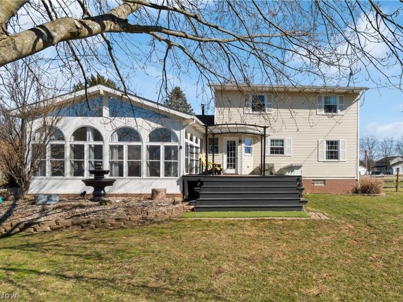 5849 Linder Circle NE, Canton, OH 44721 Photo 3