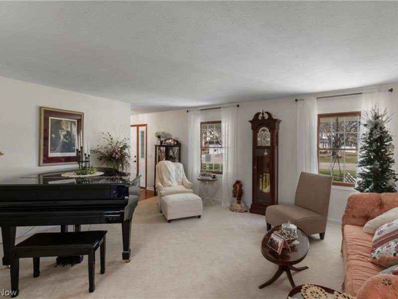 5849 Linder Circle NE, Canton, OH 44721 Photo 30