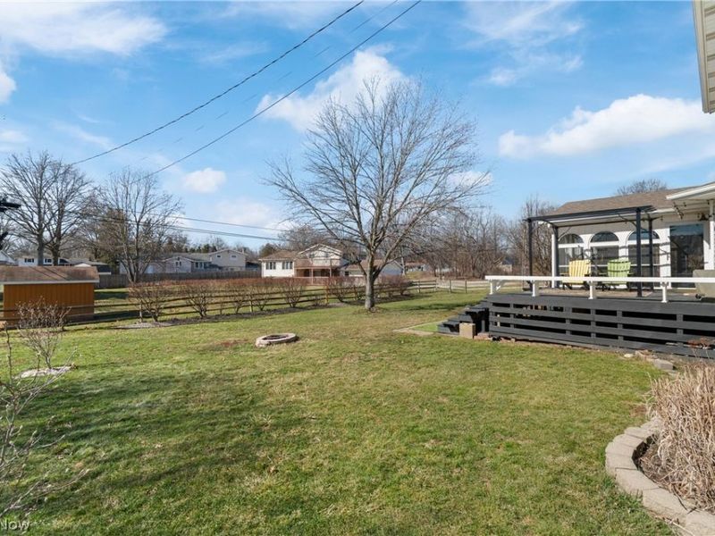 5849 Linder Circle NE, Canton, OH 44721 Photo 9