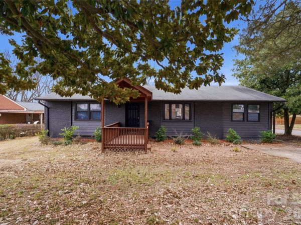 3027 Remington Street, Charlotte, NC 28216