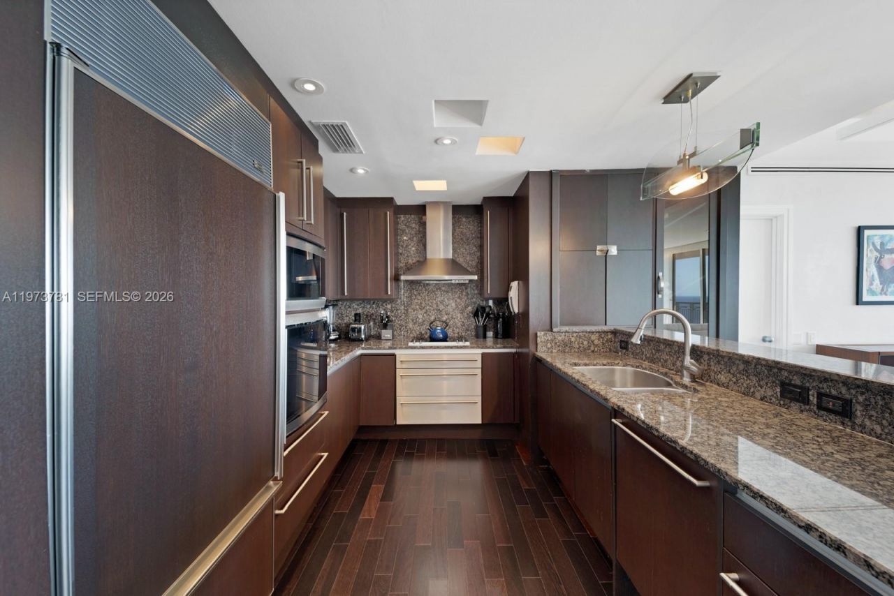 3400 SW 27th Ave , Unit 2102, Miami, FL 33133 Photo