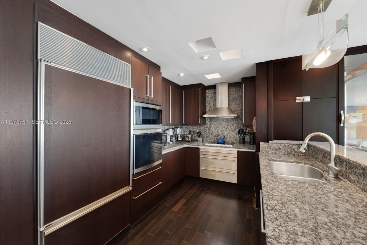 3400 SW 27th Ave , Unit 2102, Miami, FL 33133 Photo