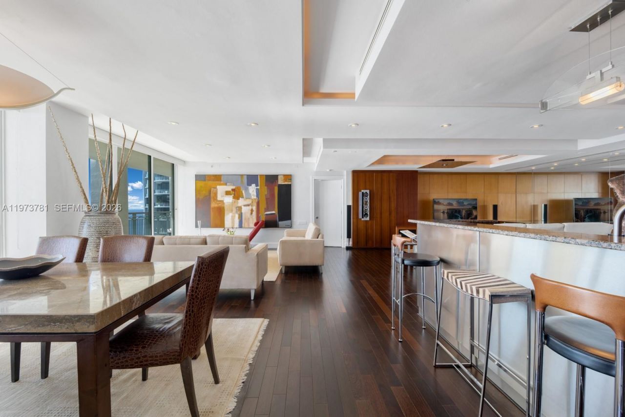 3400 SW 27th Ave , Unit 2102, Miami, FL 33133 Photo